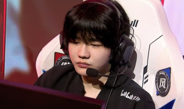 塔图姆焦点对战，Doinb与70激战TES分钟，爆冷胜负难料！